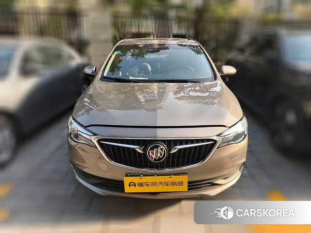 Buick Yinglang 2020 Желтый из Китая
