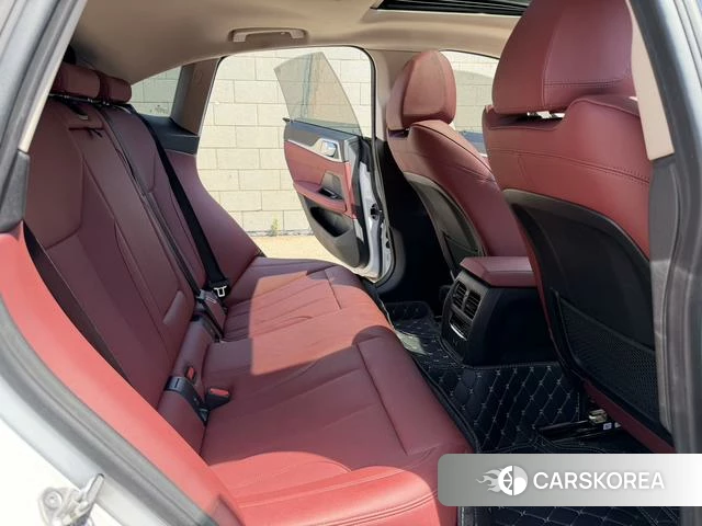 BMW i4 2024 Белый из Китая