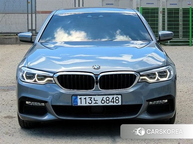 BMW 5 Series (G30) 2018 Серый из Кореи