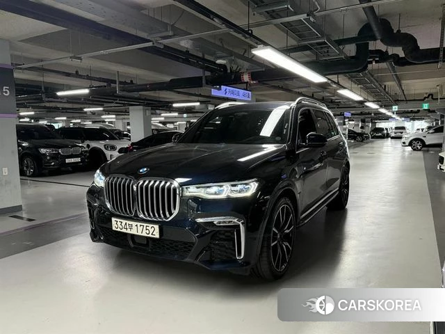 BMW X7 (G07) 2020 Черный из Кореи