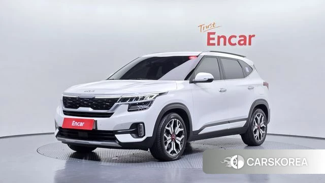 Kia Seltos 2021 Белый из Кореи