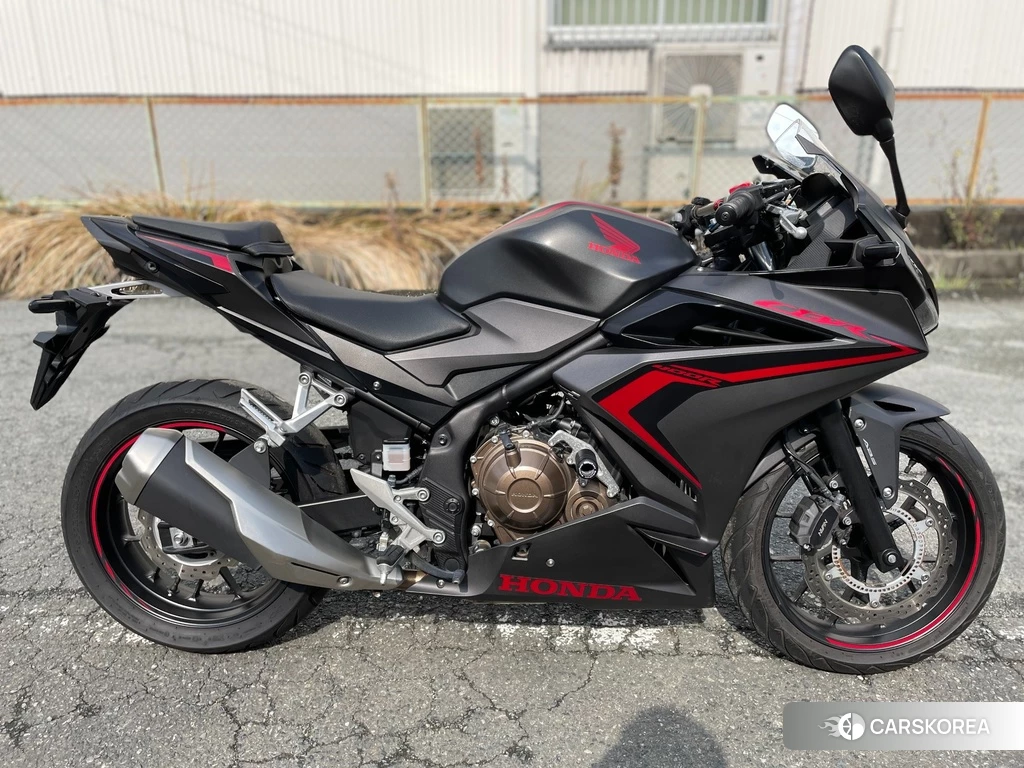 Проданный Honda CBR400R ABS 2021 из Японии