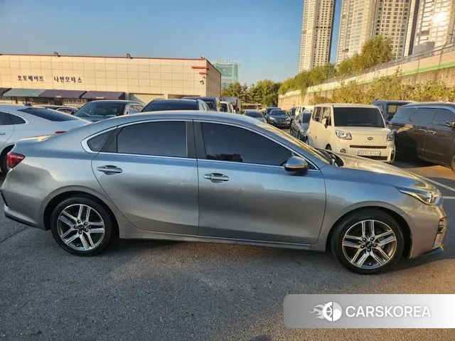 Kia Come New K3 2020 Серебристо-серый из Кореи