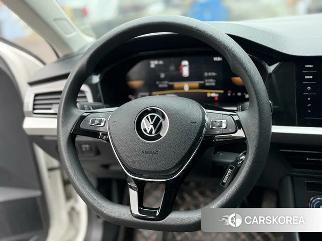 Volkswagen Lavida 2022 Белый из Китая