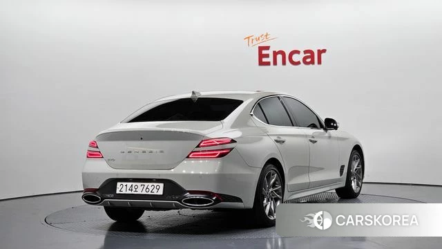 Genesis The New G70 2024 Жемчужный цвет из Кореи