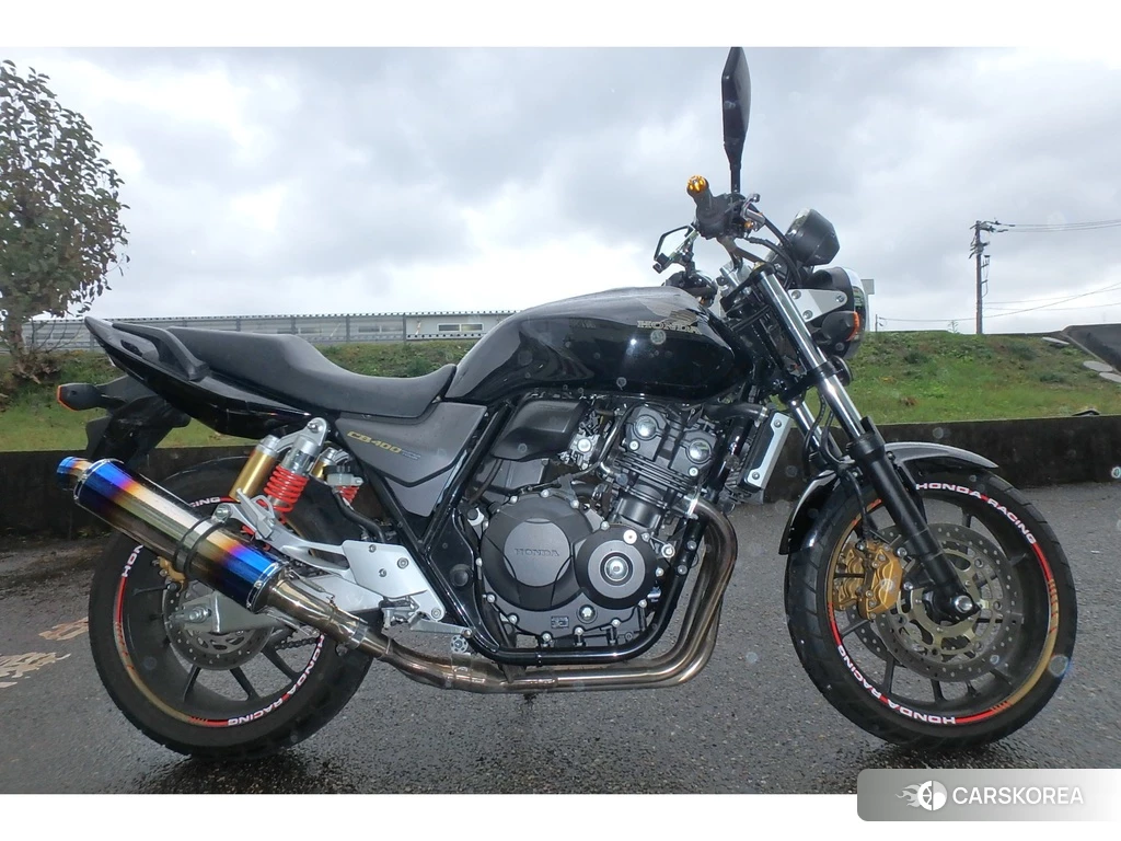 Проданный Honda CB400SF 2016 из Японии, фото 2