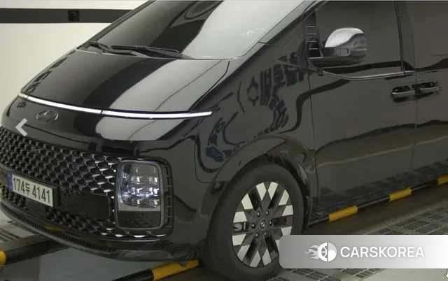 Hyundai Staria 2022 Черный из Кореи