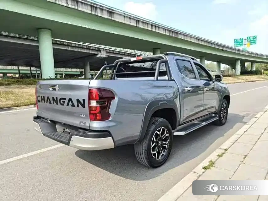 Chang'an Changan Lantuo 2023 Silver/gray из Китая