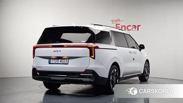Kia The New Carnival 4th Generation 2025 Белый из Кореи
