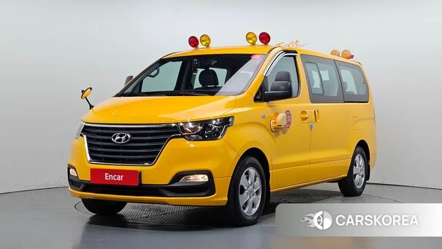 Hyundai The New Grand Starex 2019 Желтый из Кореи