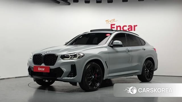 BMW X4 (G02) 2025 Светло-серебряный цвет из Кореи