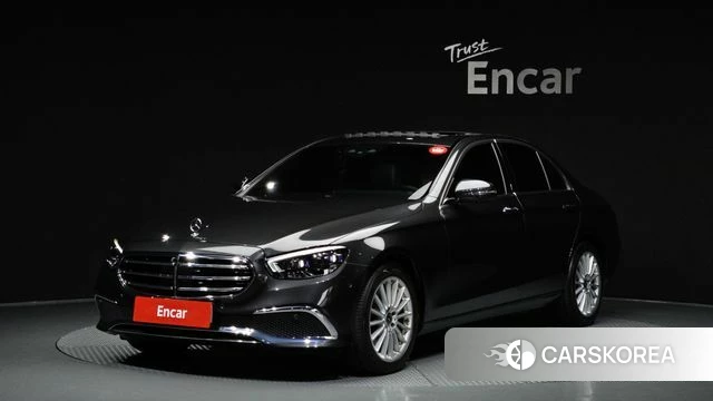 Mercedes-Benz E-Class W213 2022 Серый из Кореи