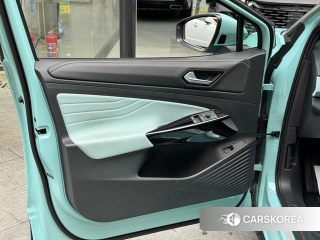 Volkswagen ID.4 X 2023 Синий из Китая