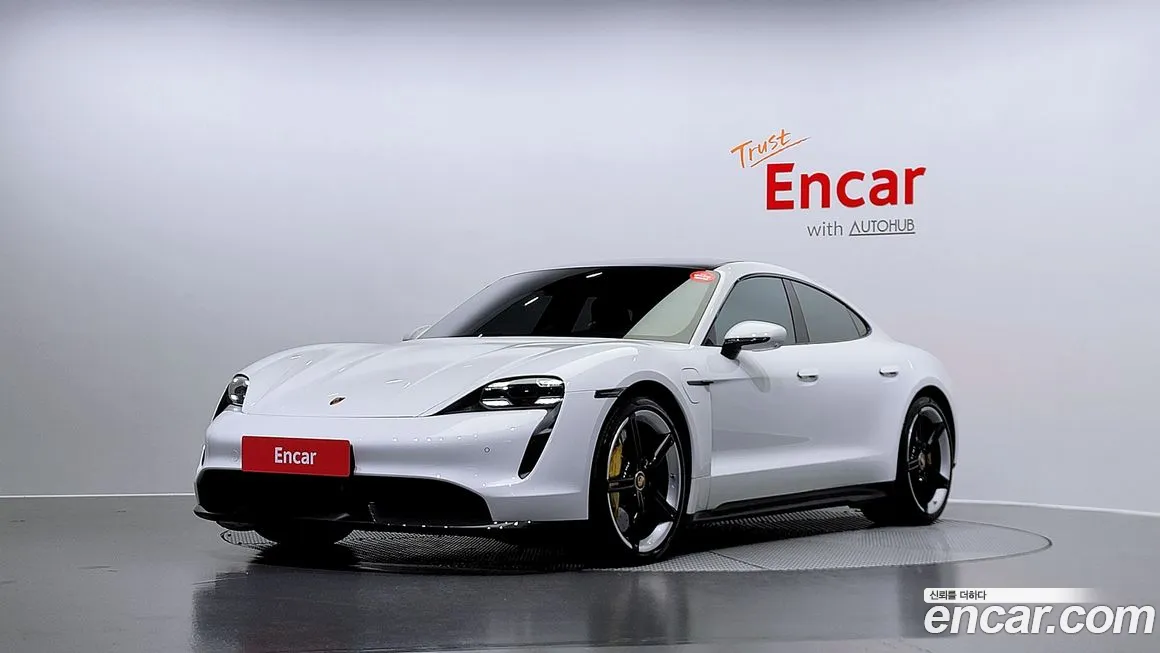 Porsche Taycan 2021 из Кореи