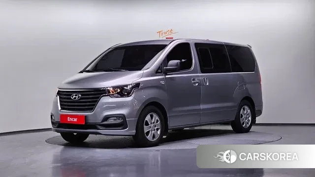 Hyundai The New Grand Starex 2018 Серый из Кореи