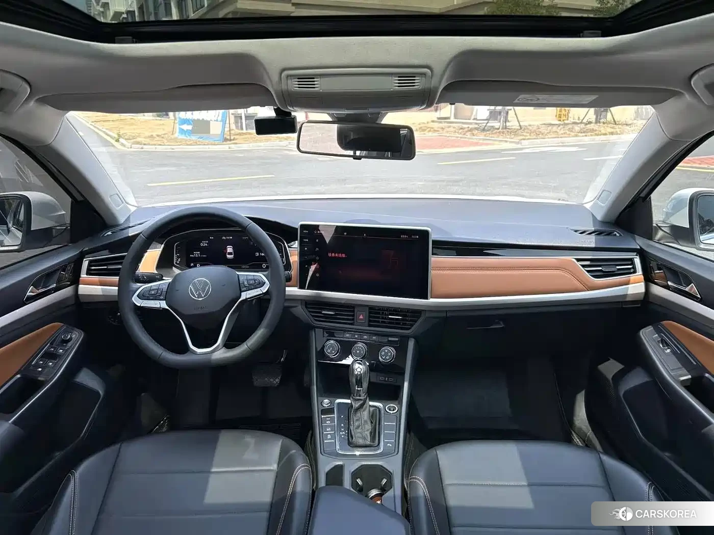 Volkswagen Bora 2023 Белый из Китая