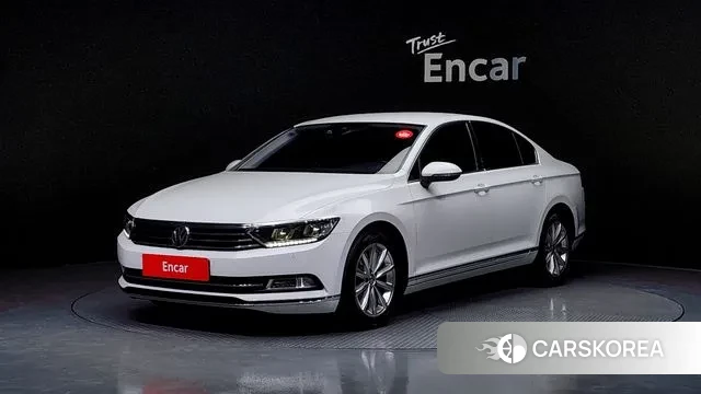 Volkswagen Passat GT (B8) 2018 Белый из Кореи