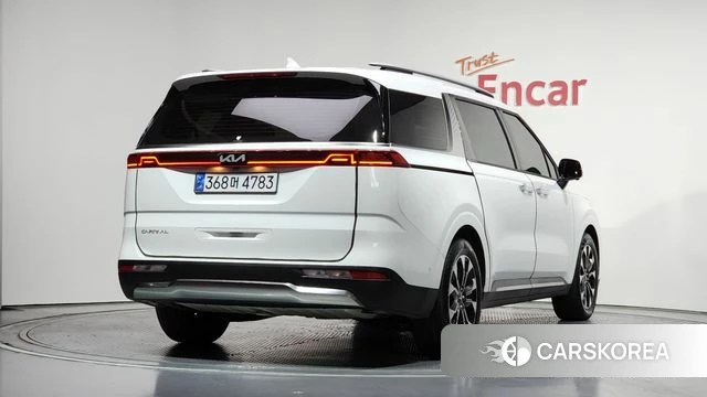 Kia Carnival 4th generation 2023 Белый из Кореи