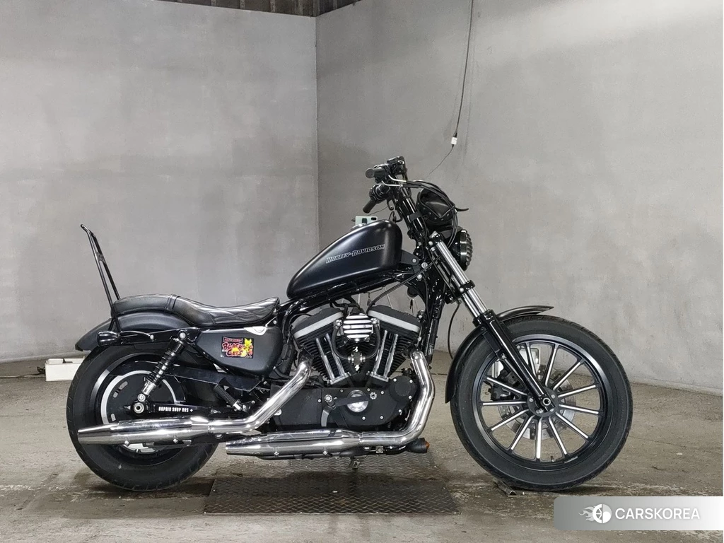Проданный Harley-Davidson Sportster XL883N 2011 из Японии