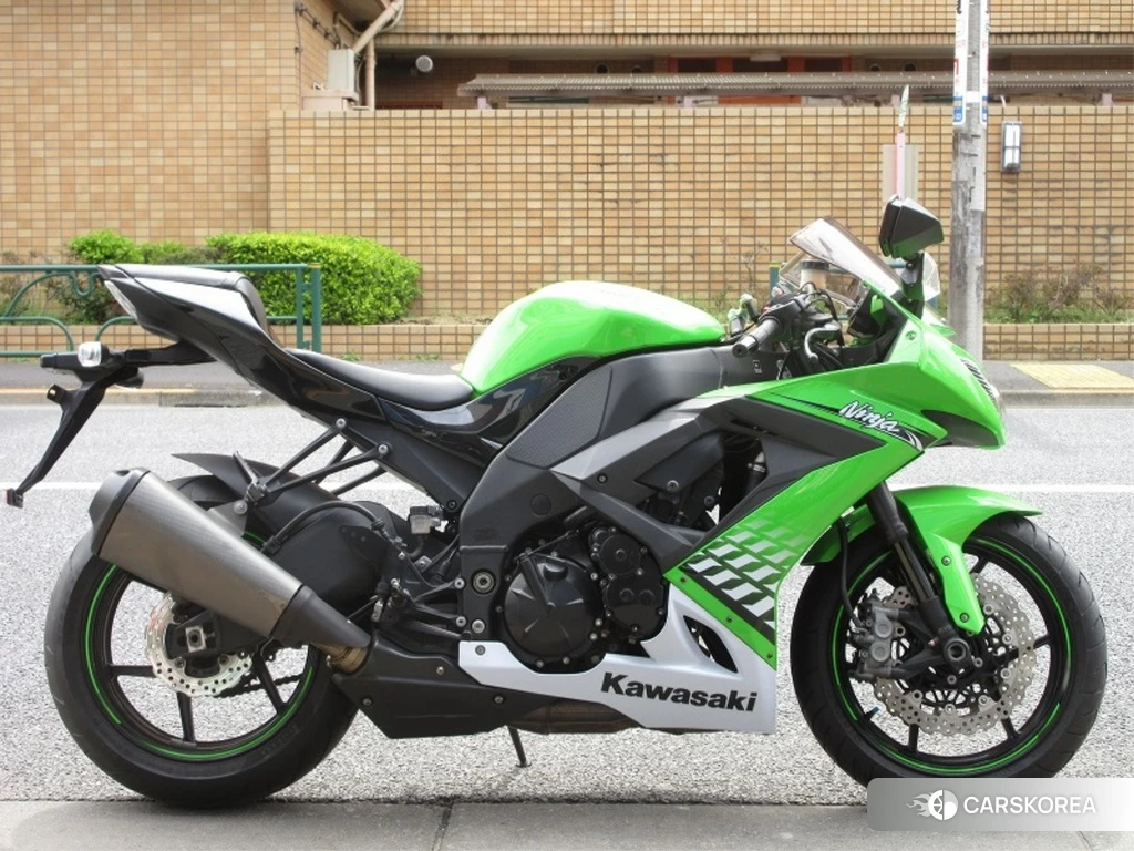 Проданный Kawasaki ZX-10R NINJA 2011 из Японии