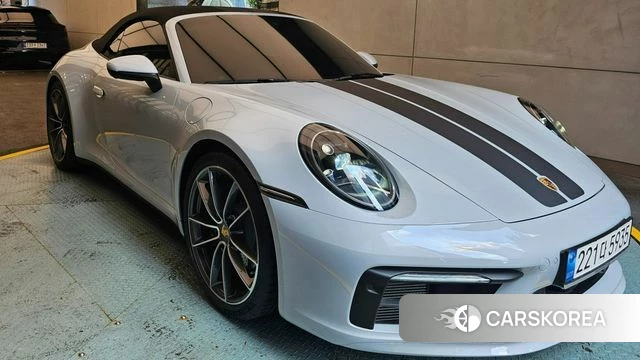 Porsche 911(992) 2024 Серебристо-серый из Кореи