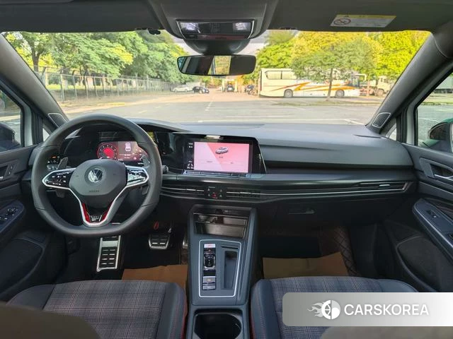 Volkswagen Golf GTI 2022 Белый из Китая