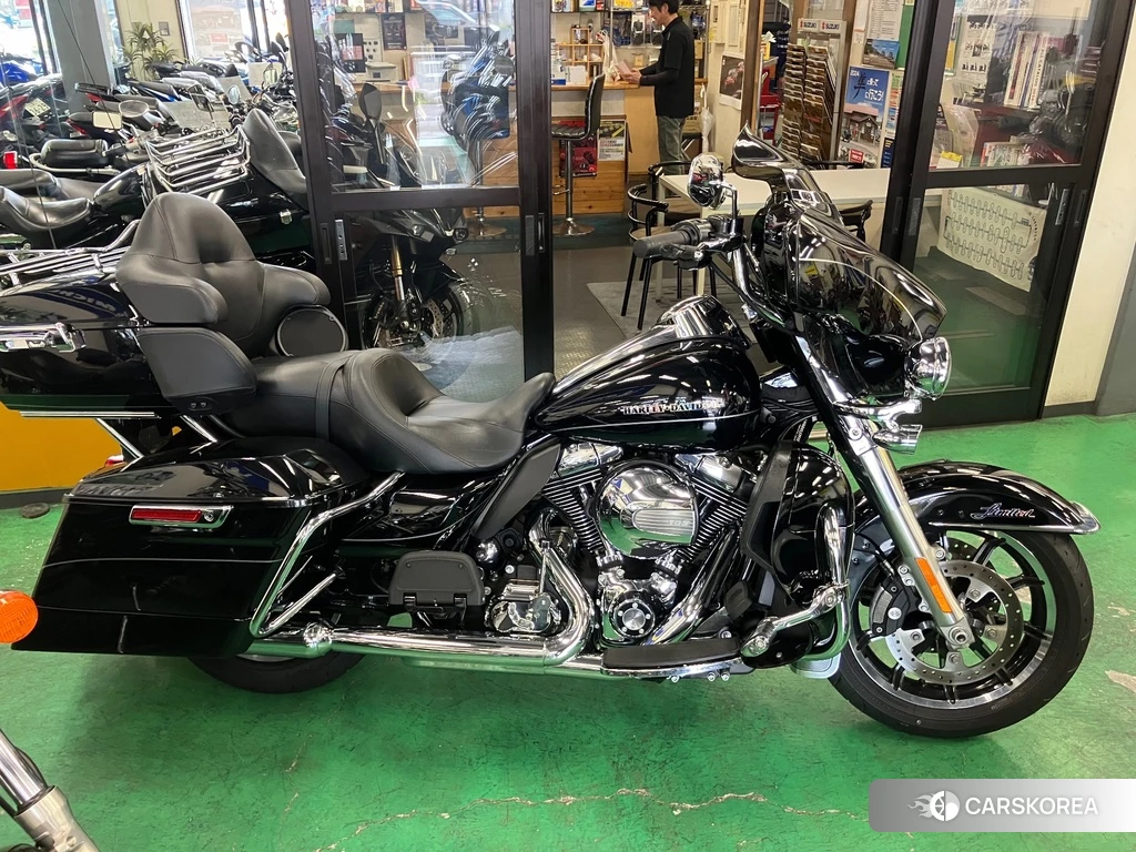 Проданный Harley-Davidson Electra Glide FLHTK1690 2015 из Японии
