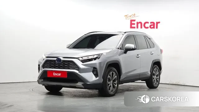Toyota RAV4 5th Generation 2023 Серебристо-серый из Кореи