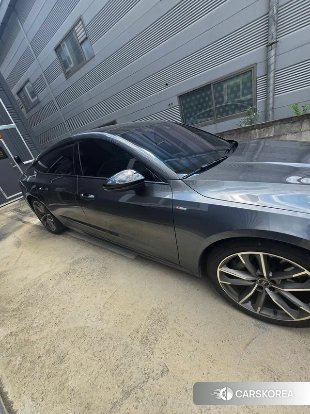 Audi A7 (4K) 2022 Серебряный из Кореи