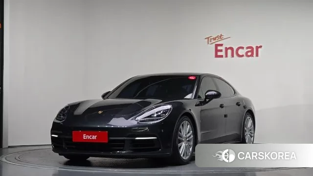 Porsche Panamera (971) 2018 Серый из Кореи