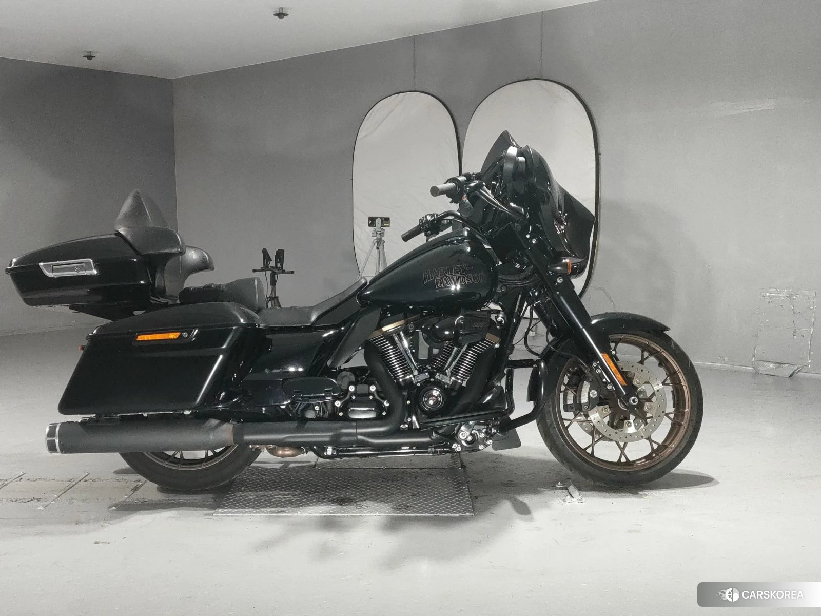 Проданный Harley-Davidson Street Glide ST FLHXST1920 2023 из Японии, фото 4