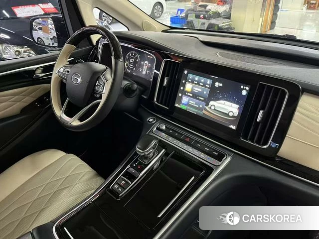 GAC Trumpchi Trumpchi M8 2022 Черный из Китая