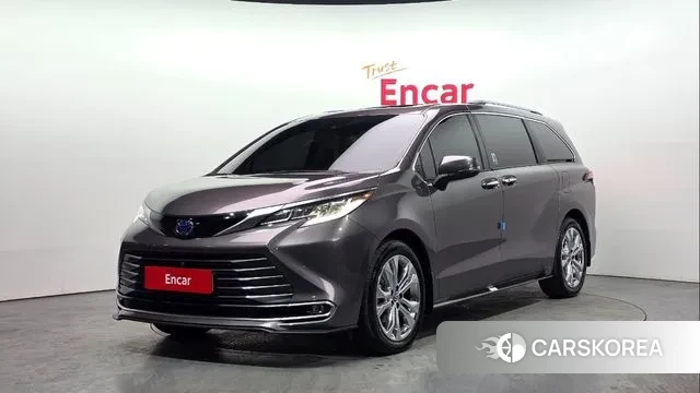 Toyota Sienna 4th Generation 2022 Серый из Кореи