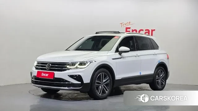 Volkswagen Tiguan second Generation 2022 Белый из Кореи