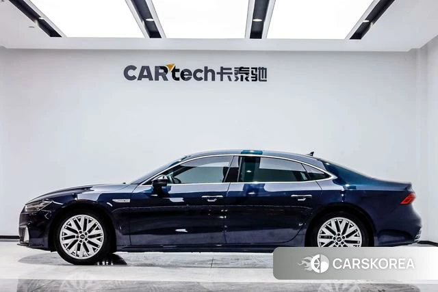 Audi A7L 2024 Синий из Китая