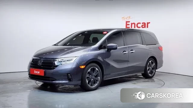 Honda Odyssey 2023 Серый из Кореи