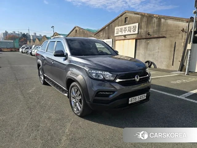 Ssangyong Rexton Sports 2021 Серый из Кореи