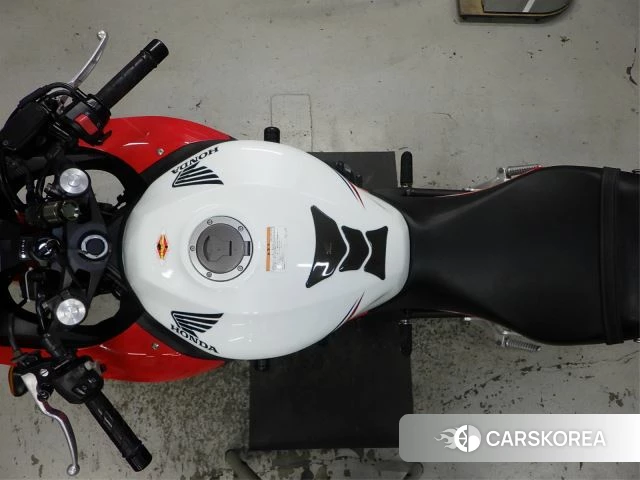 Проданный Honda CBR650F id 3994833 из Японии, фото 4