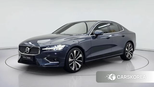 Volvo S60 3rd generation 2023 Синий из Кореи