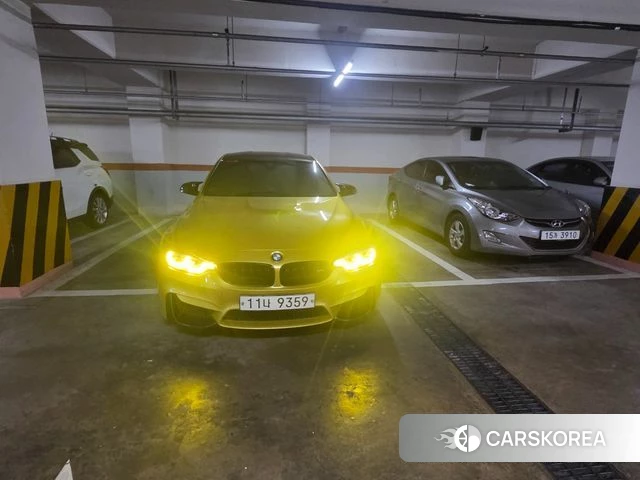 BMW M3 (F80) 2018 Золотой из Кореи