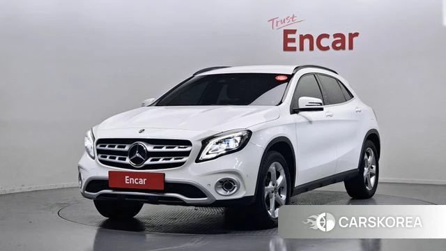 Mercedes-Benz GLA-Class X156 2018 Белый из Кореи