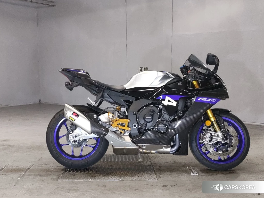 Проданный Yamaha YZF-R1M id 4162760 из Японии, фото 2