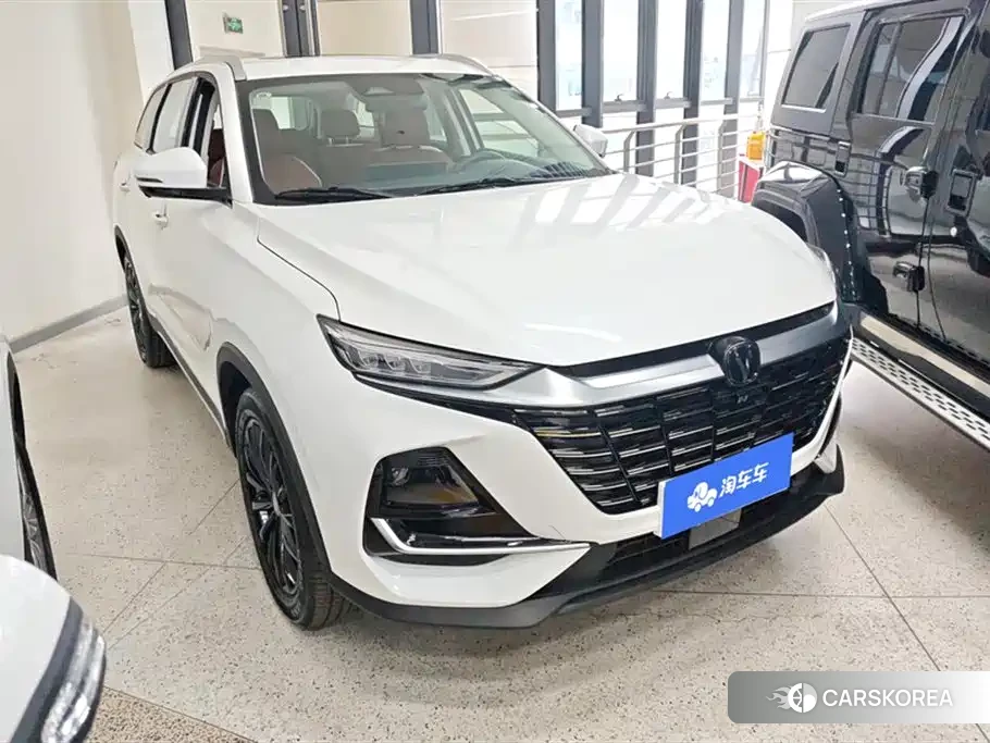 Chang'an Changan CS75 2025 Белый из Китая