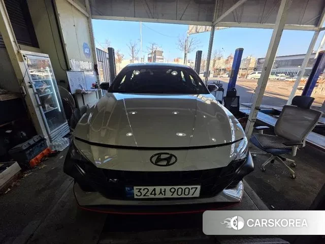 Hyundai Avante (CN7) 2021 Серебристо-серый из Кореи