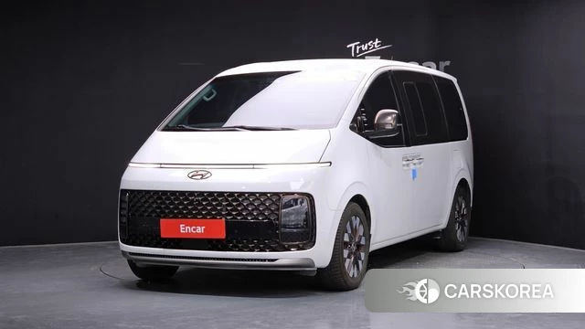 Hyundai Staria 2021 Белый из Кореи