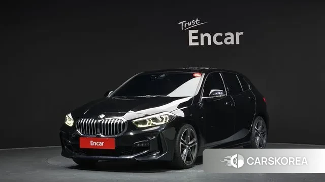 BMW 1 Series (F40) 2022 Черный из Кореи