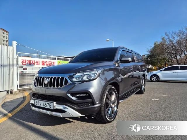 Ssangyong Rexton Sports 2020 Серый из Кореи