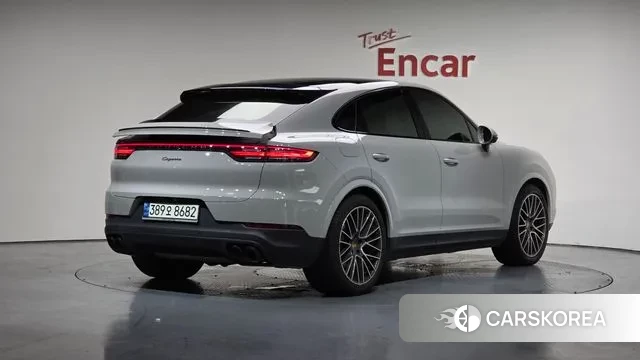 Porsche Cayenne (PO536) 2021 Серебристо-серый из Кореи