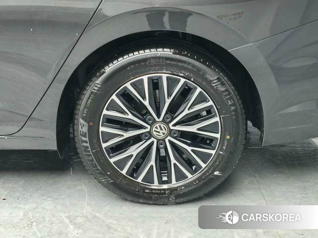 Volkswagen Sagitar 2021 Черный из Китая