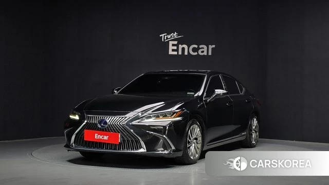 Lexus ES300h 7th generation 2019 Черный из Кореи